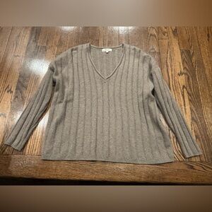Madewell Cashmere Ribbed V-Neck Sweater in Taupe